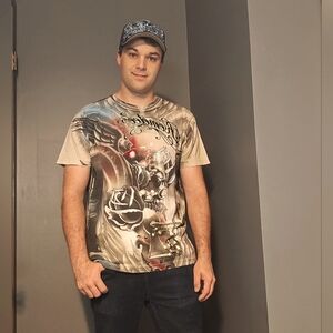 Meet your Posher, Dennis